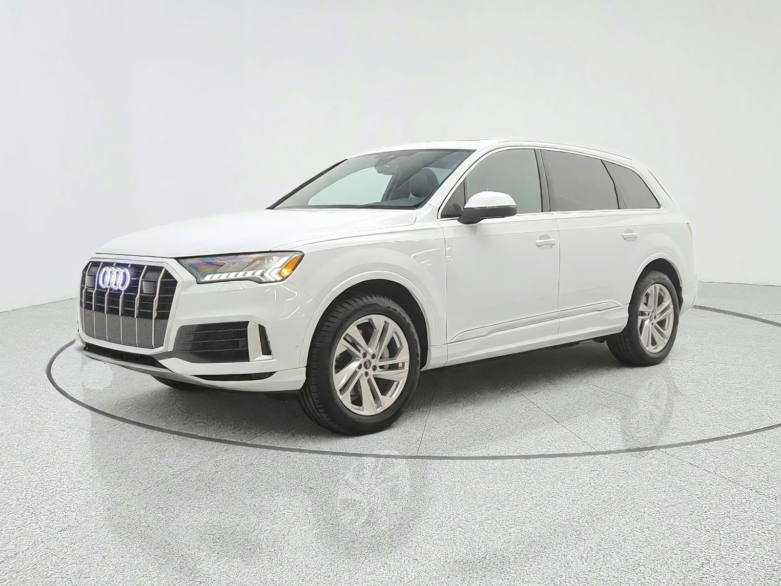 Used 2023 Glacier White Metallic Audi Premium 55 TFSI quattro image 1