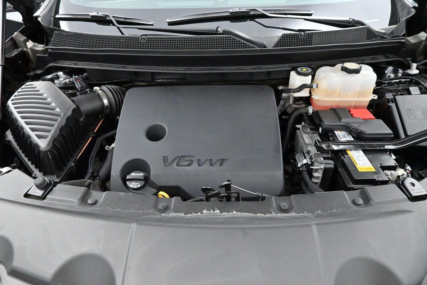 Used 2023 Mosaic Black Metallic Chevrolet LT Cloth image 36