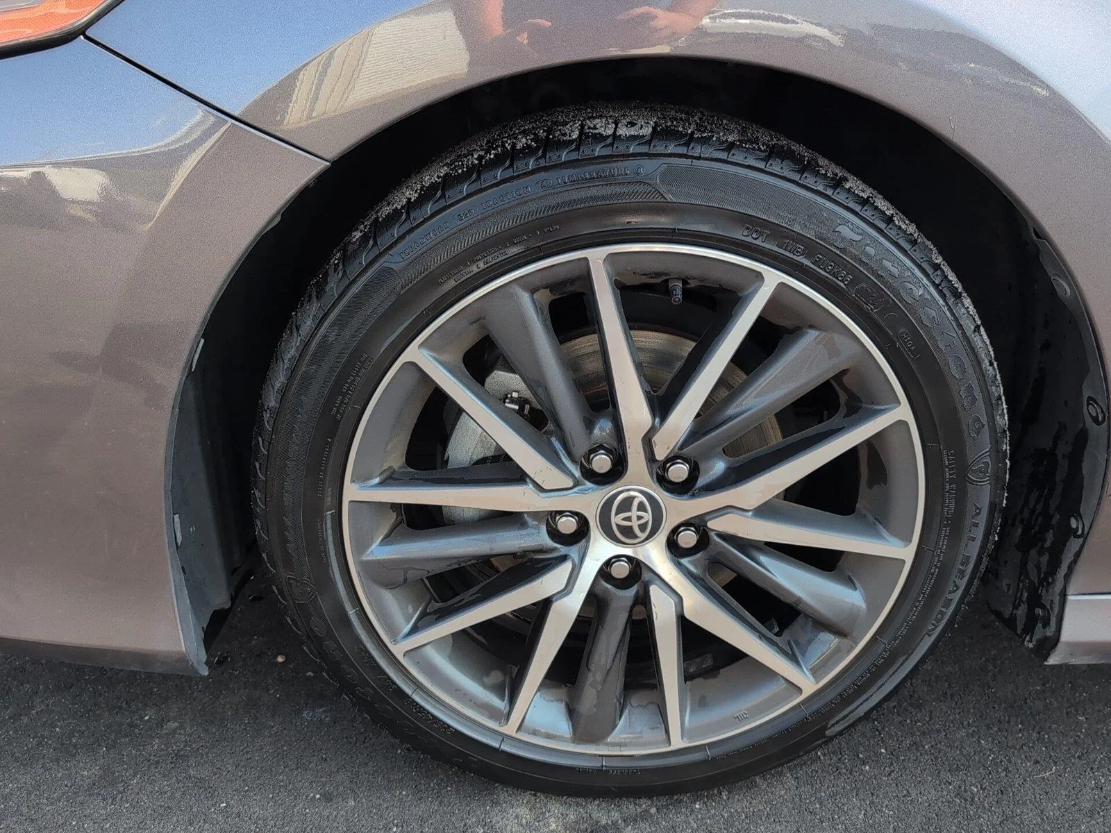 Used 2023 Predawn Gray Mica Toyota XLE image 9