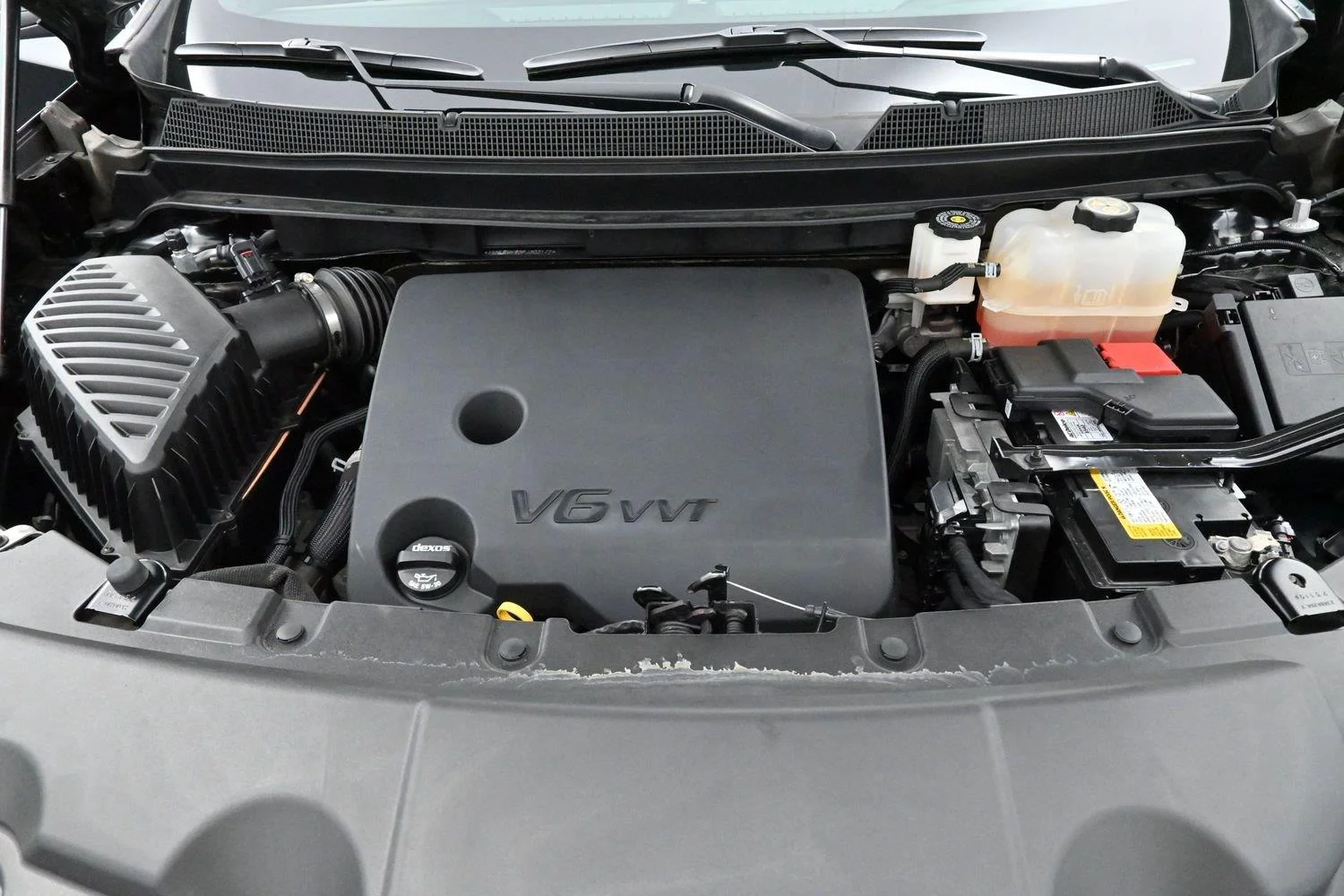 Used 2023 Mosaic Black Metallic Chevrolet LT Cloth image 36