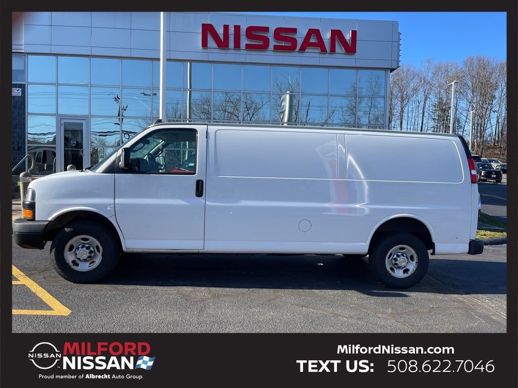 Used 2022 Chevrolet Express Cargo Work Van with VIN 1GCZGHFPXN1158675 for sale in Milford, MA
