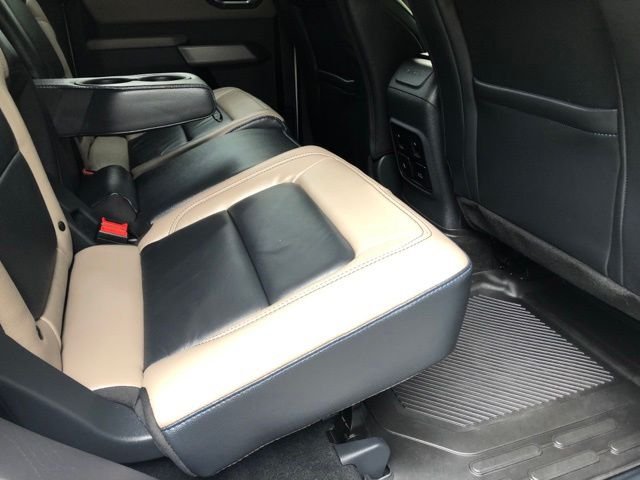 Used 2022 Oxford White Ford Wildtrak image 12