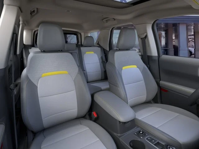 New 2026 Azure Gray Metallic Tri-Coat Ford Badlands image 10