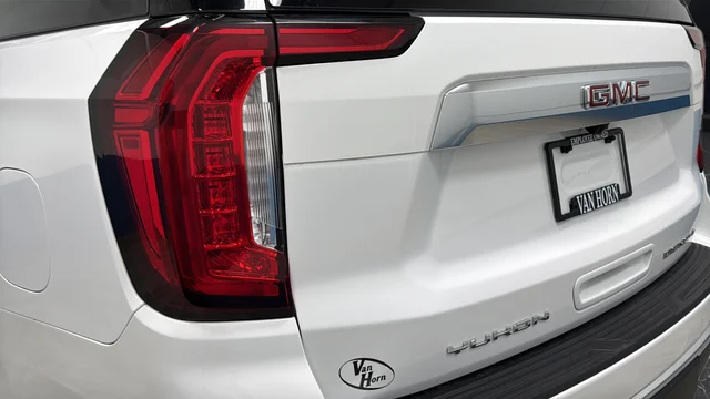 Used 2023 Summit White GMC Denali image 43