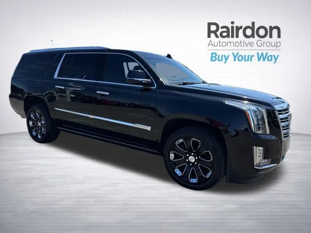 2019 Cadillac Escalade ESV AWD Platinum's photo