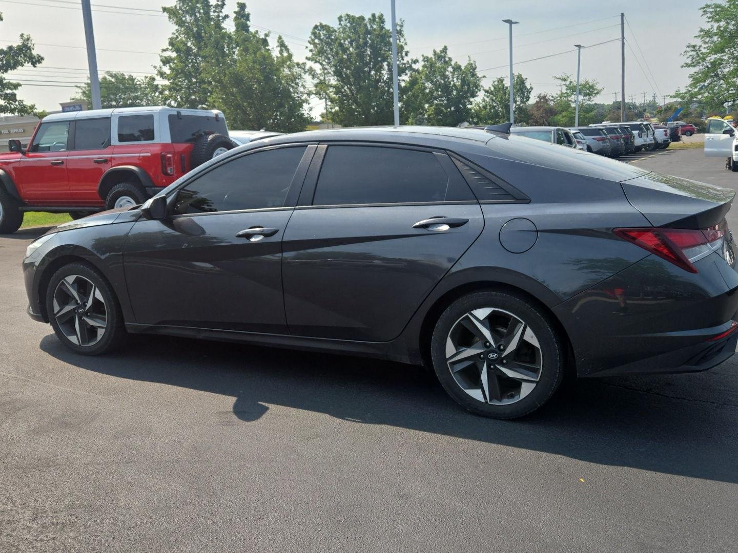 Used 2023 Portofino Gray Hyundai SEL image 3