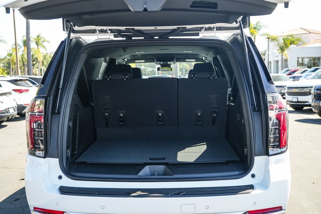 2026 Chevrolet Suburban LS - Photo 25