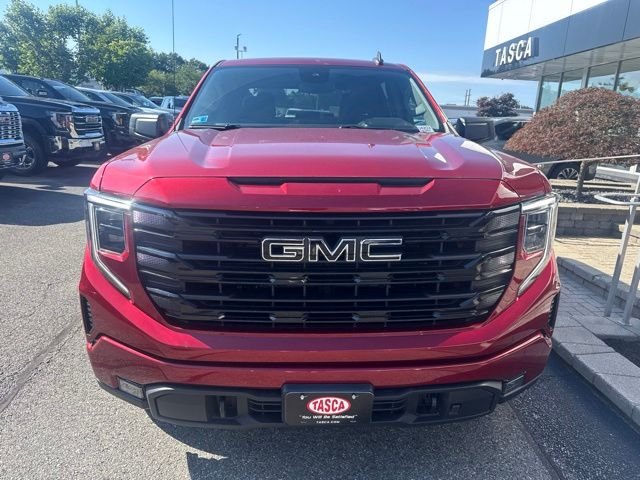 Used 2023 Red GMC Elevation image 2