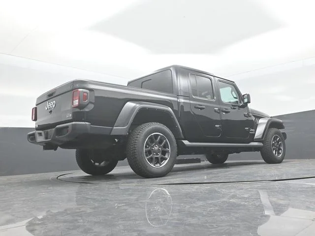 Certified Used 2022 Black Clearcoat Jeep Overland image 21