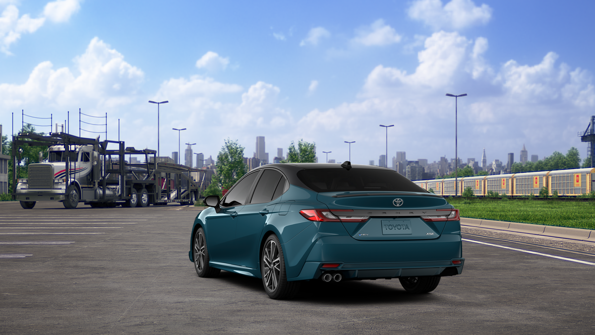 New 2026 Ocean Gem with Midnight Black Metallic roof Toyota XSE image 7