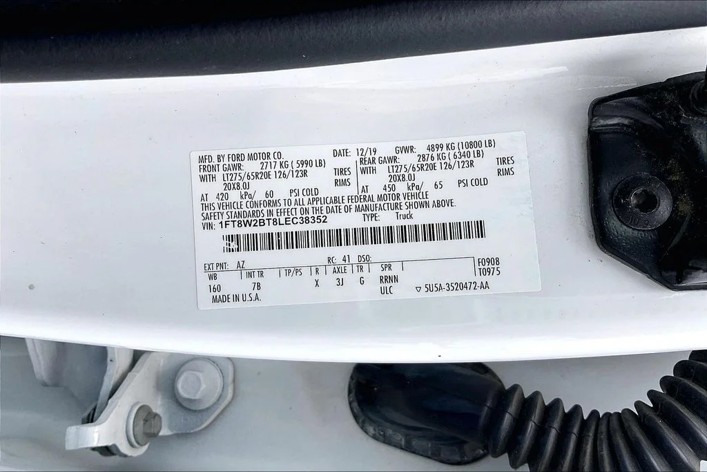 Used 2020 White Ford Platinum image 33