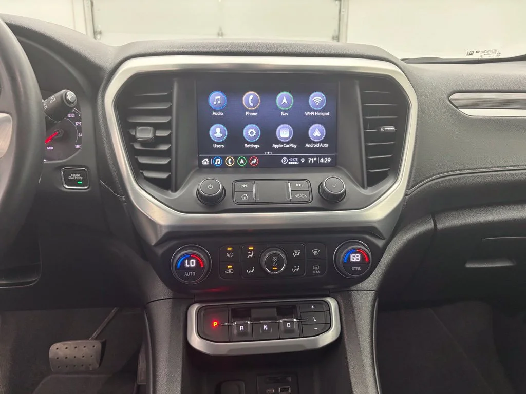 Used 2023 Silver GMC SLT image 29