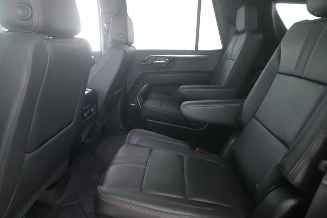 Used 2025 Black Chevrolet RST image 28