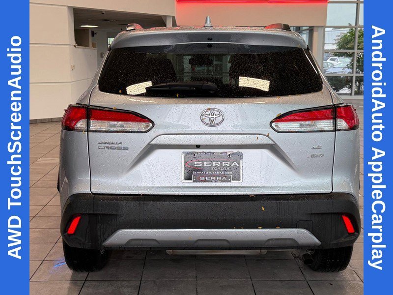 Used 2022 Silver Toyota LE image 4