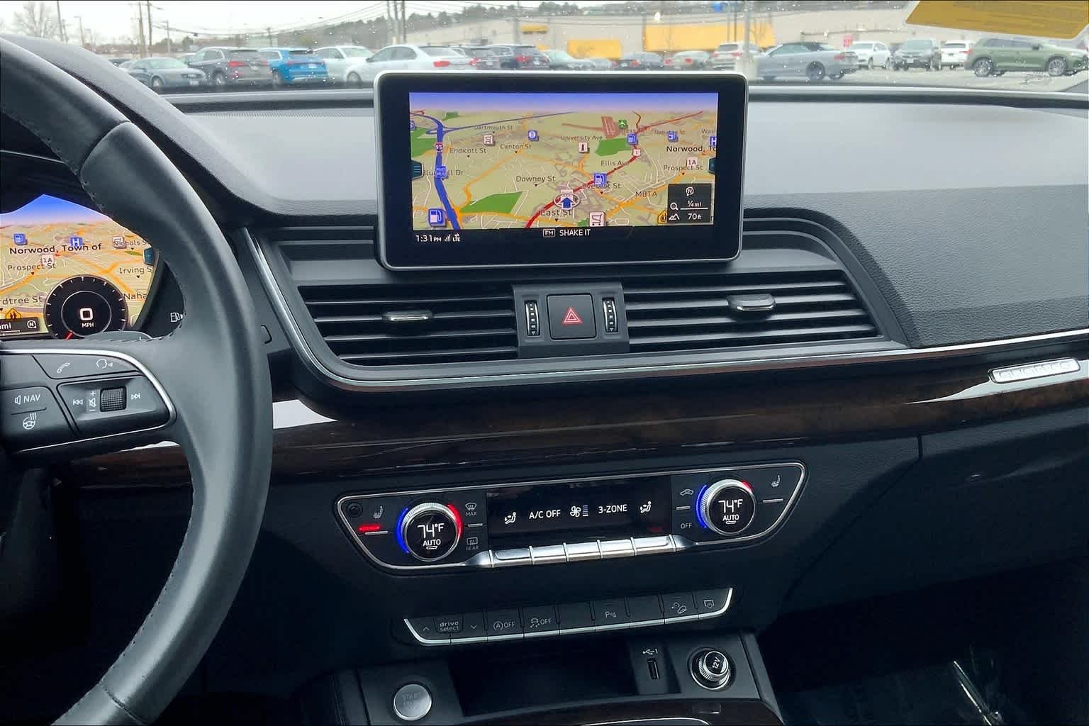 Used 2019 Mythos Black Metallic Audi Premium Plus image 7