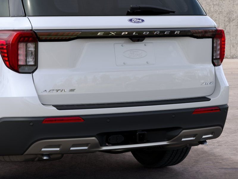 New 2027 Star White Metallic Tri-Coat Ford Active image 23