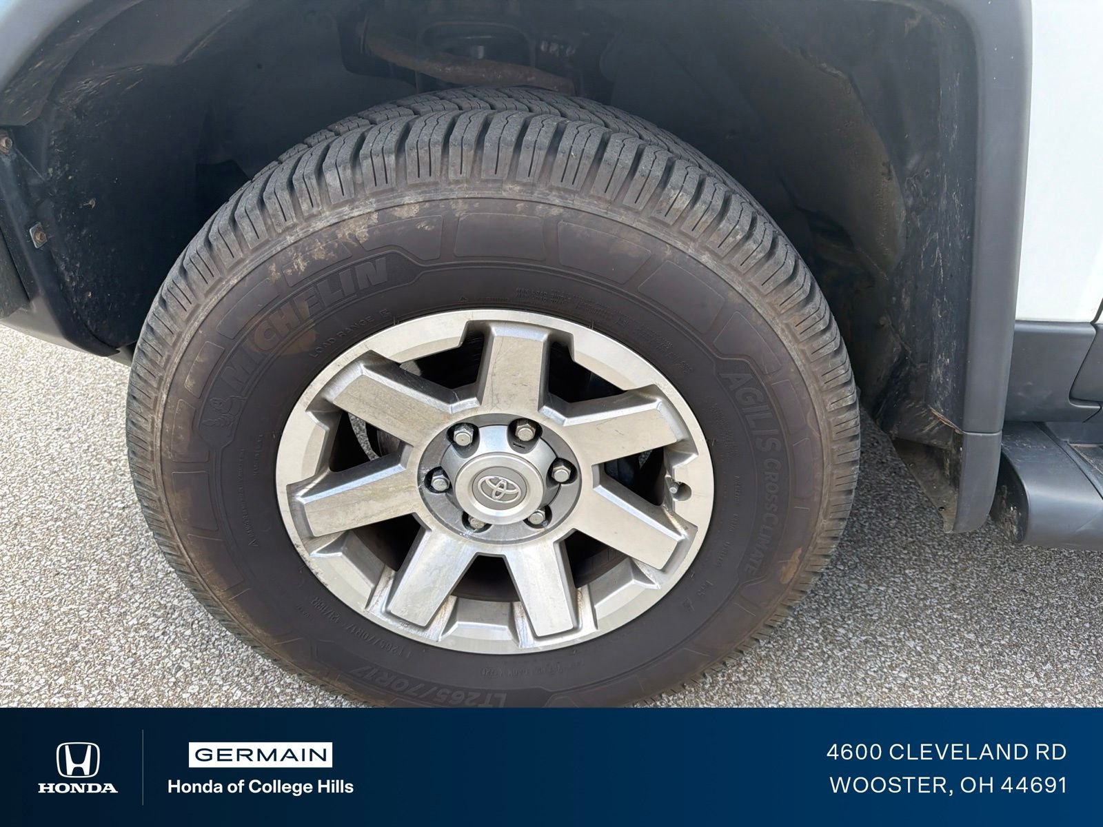 Used 2014 Iceberg Toyota Base image 10