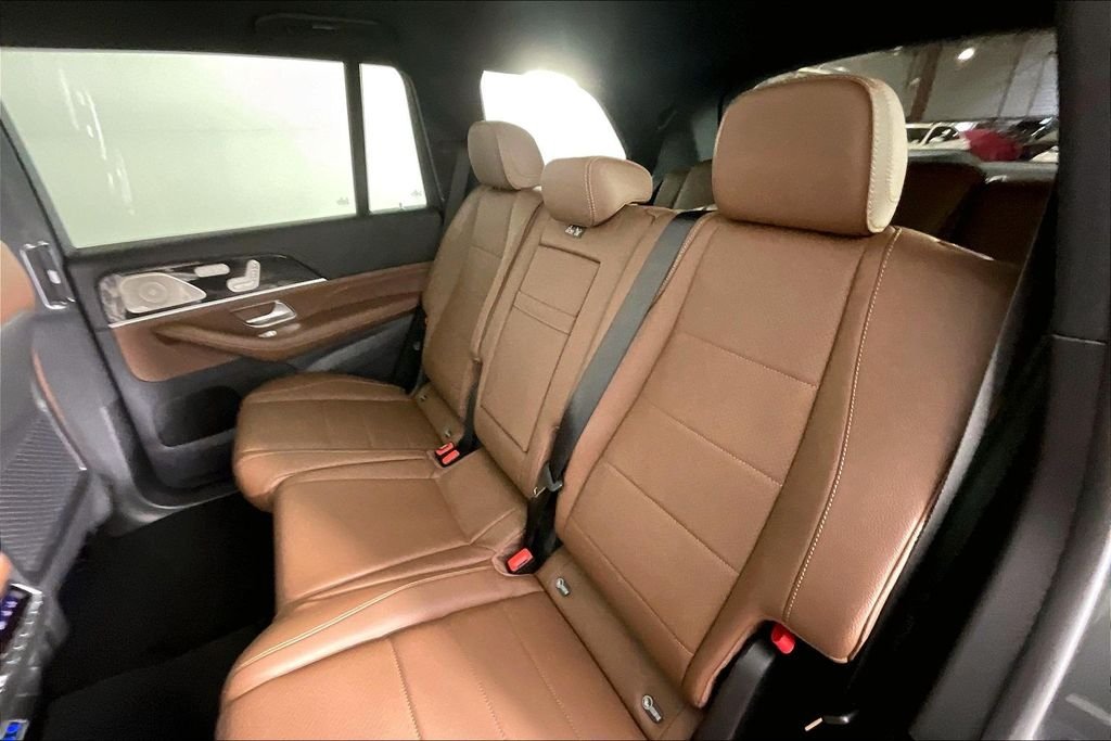 New 2026 Selenite Grey Metallic Mercedes-Benz GLS 450 image 10