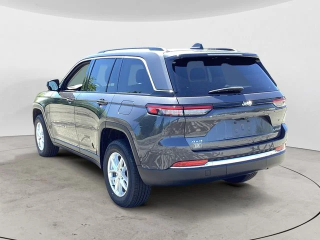 Certified Used 2023 Gray Metallic Jeep Laredo X image 3