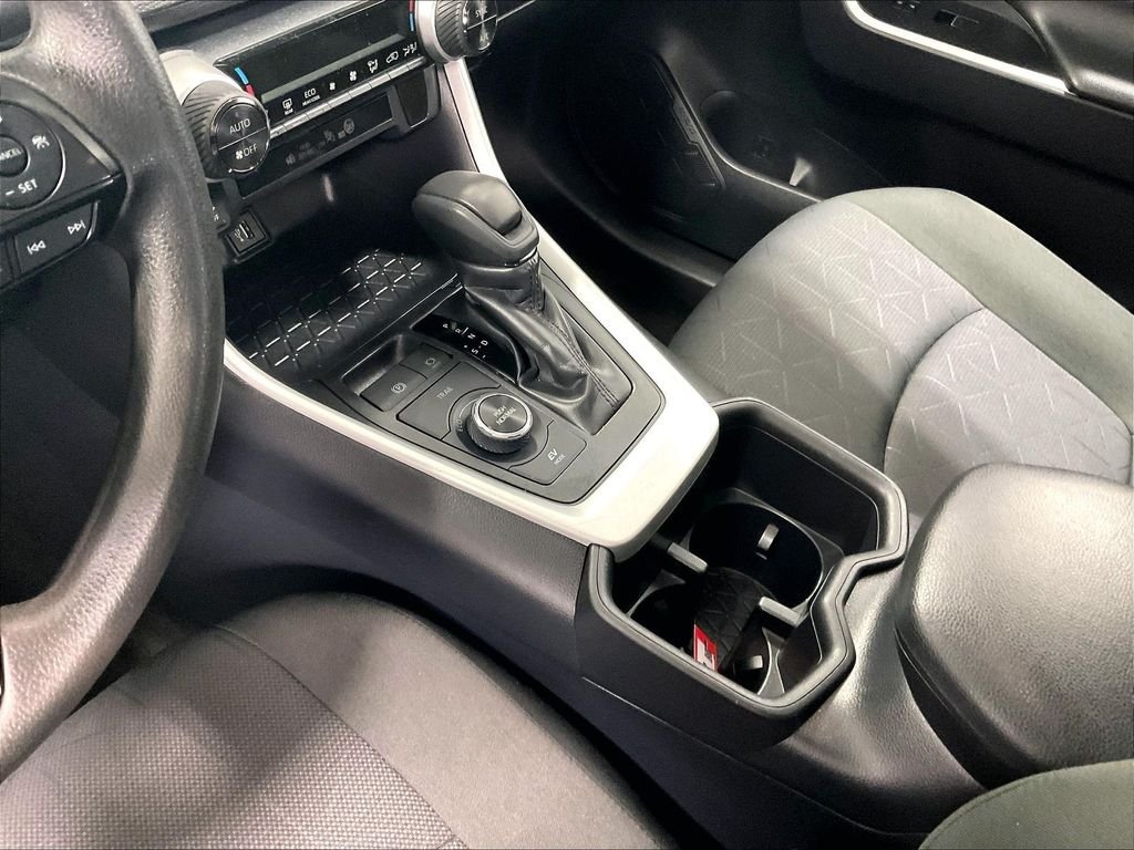 Used 2025 White Toyota XLE image 20