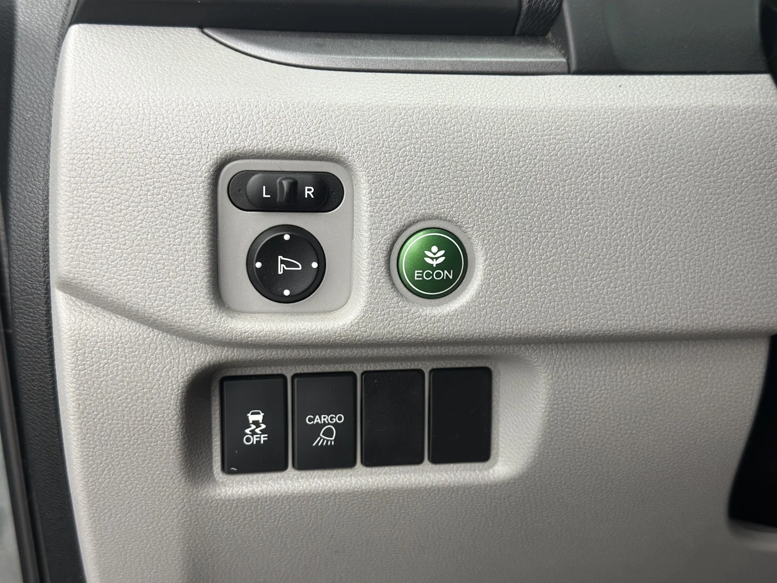 Used 2019 Forest Mist Metallic Honda RTL-T AWD image 31