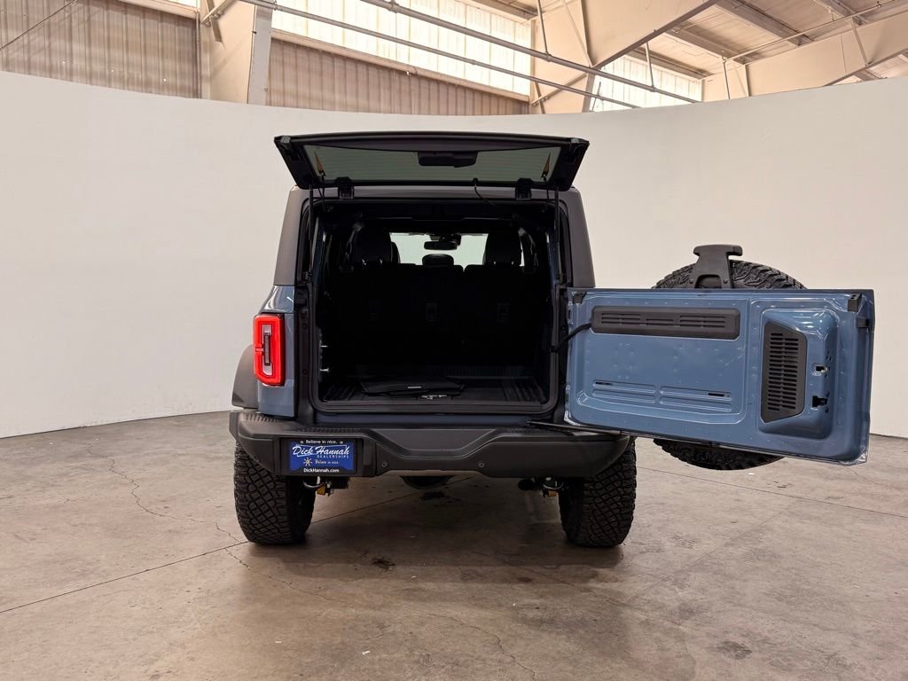 Used 2023 Gray Ford Badlands image 13