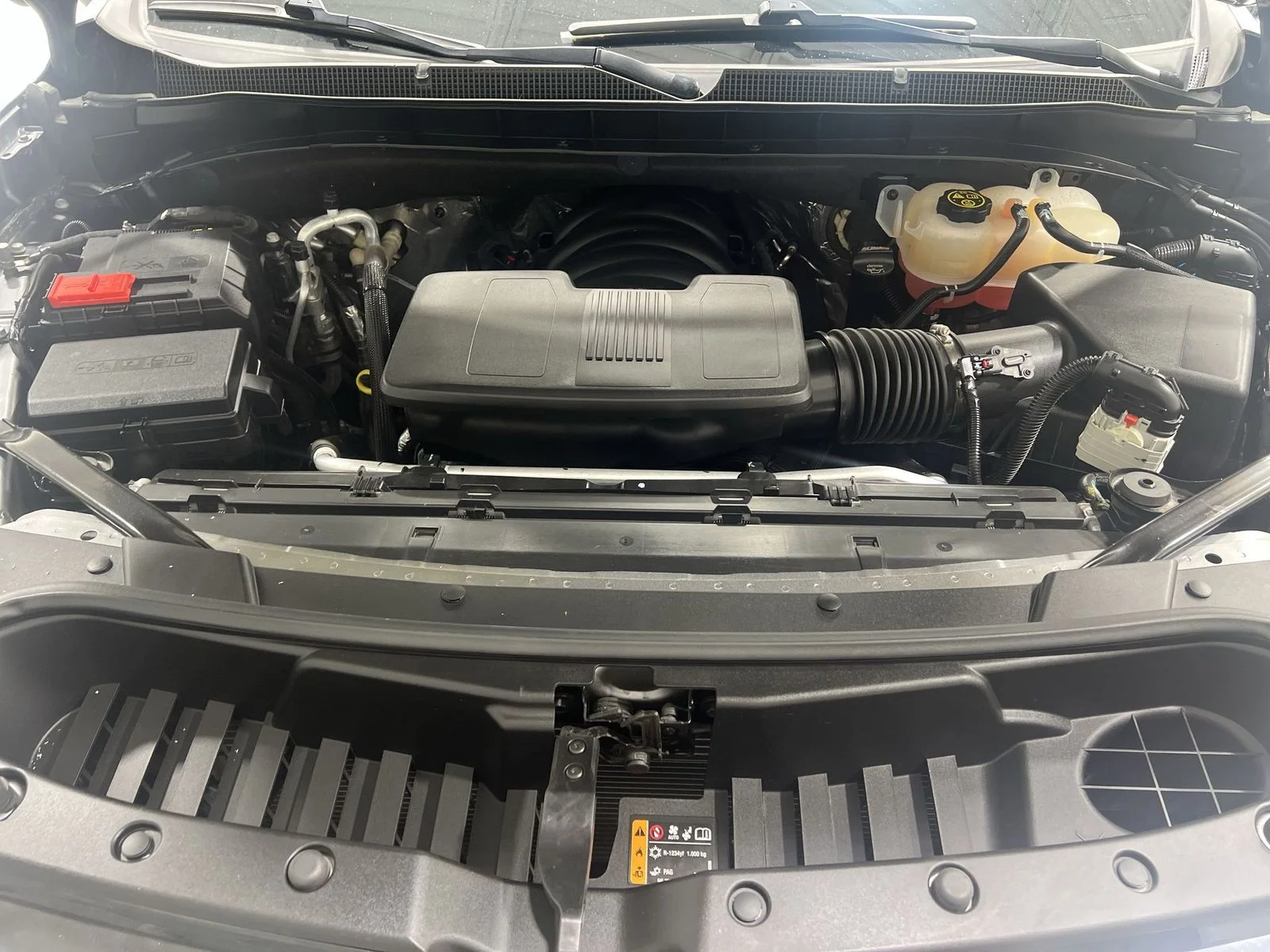 Used 2022 Gray Chevrolet High Country image 27