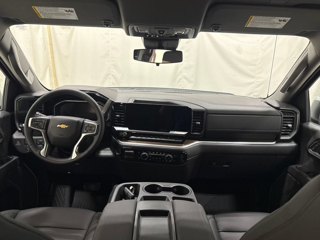 New 2026 Summit White Chevrolet LT image 24