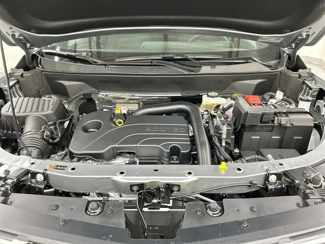2027 Chevrolet Equinox LT - Photo 6