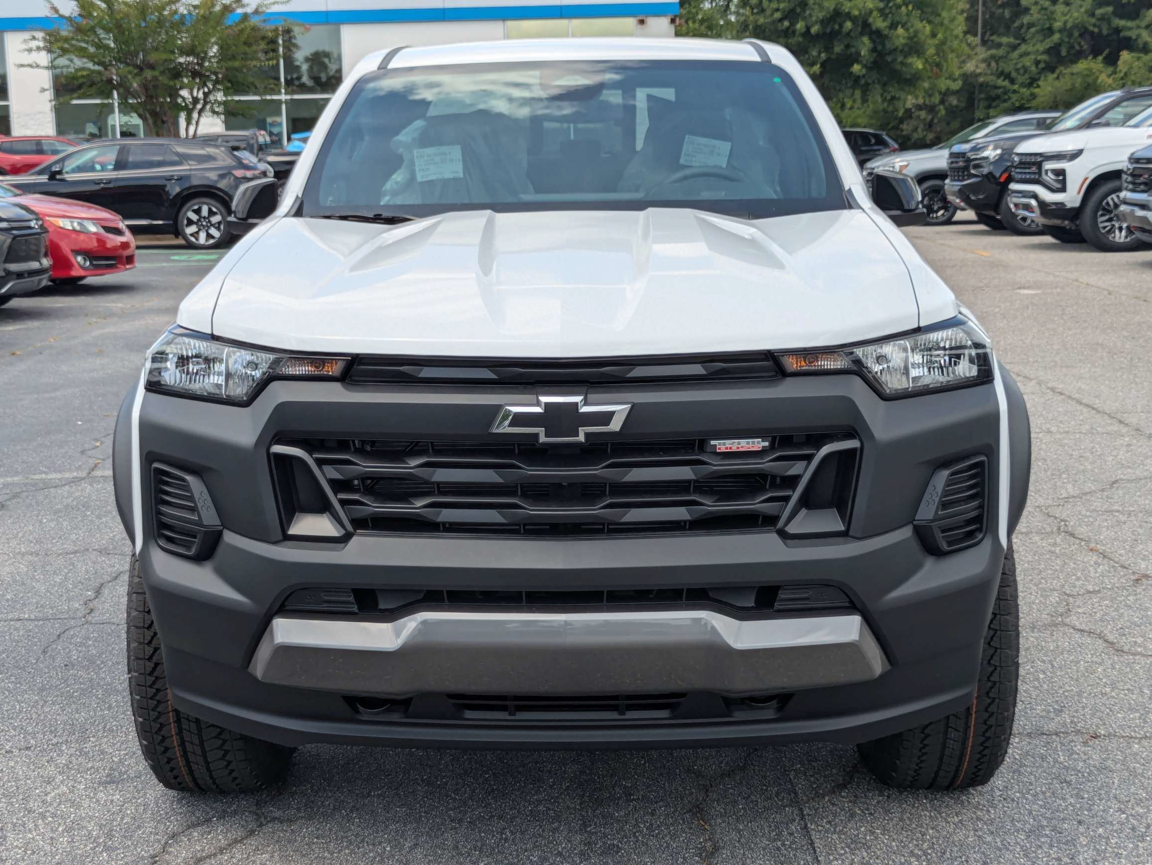 2026 Chevrolet Colorado Trail Boss - Photo 9
