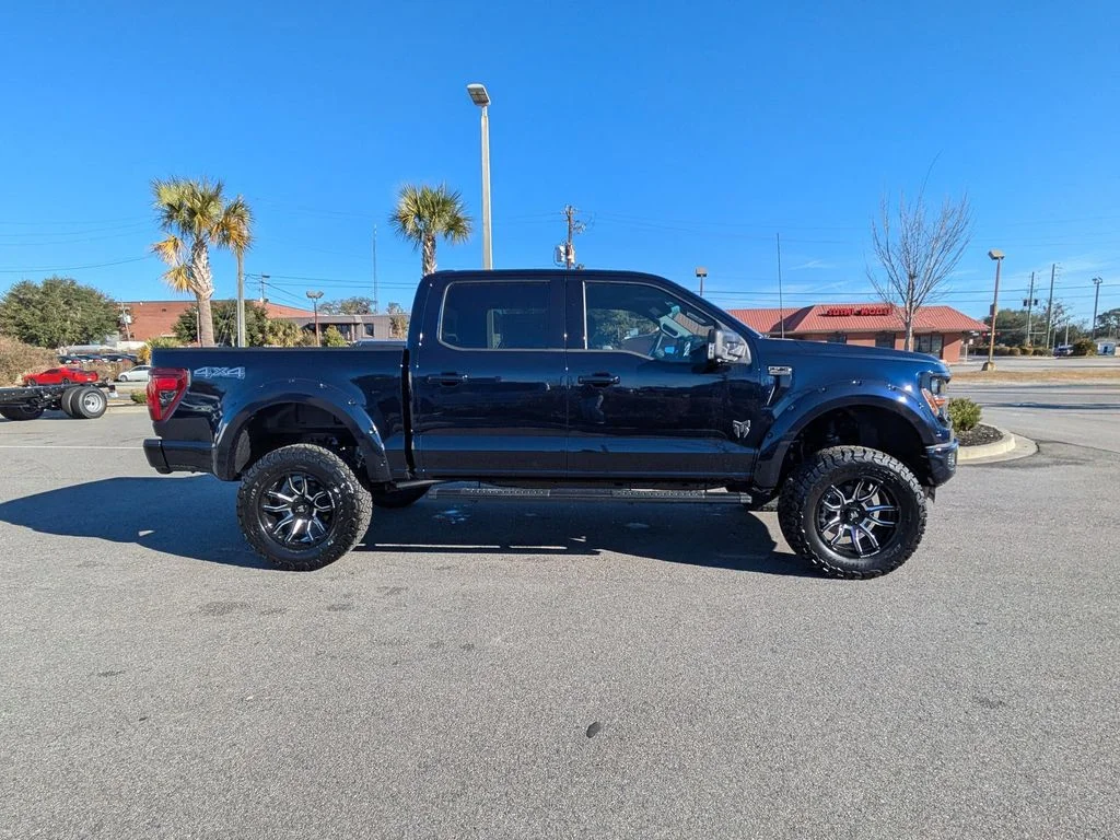 New 2026 Antimatter Blue Metallic Ford XLT image 3