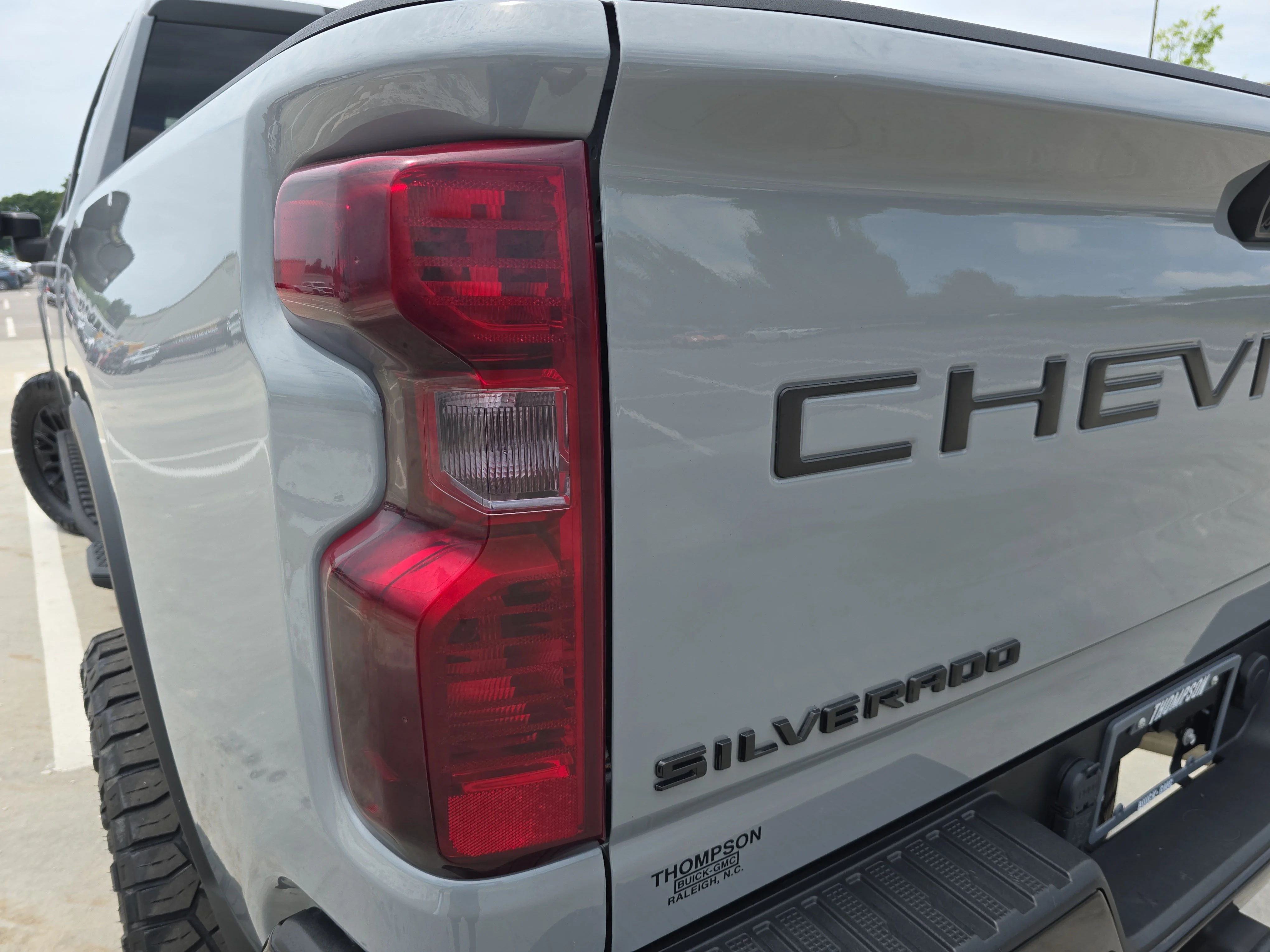 Used 2024 Slate Gray Metallic Chevrolet Custom image 32