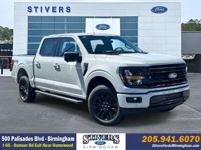 New 2026 White Ford XLT image 1