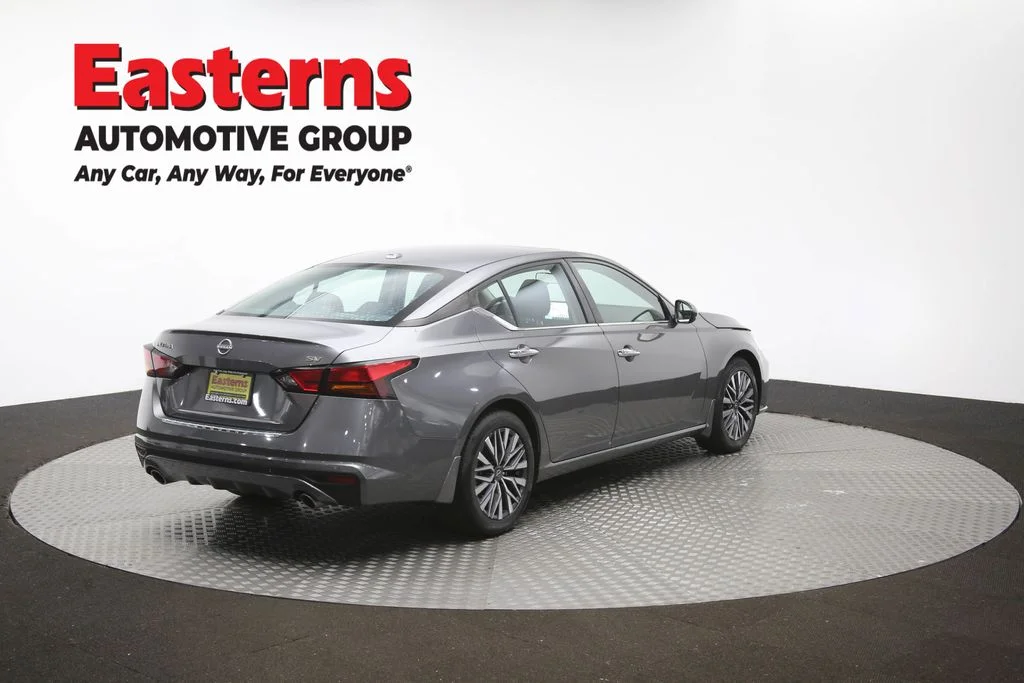 Used 2023 Gray Nissan 2.5 SV image 40
