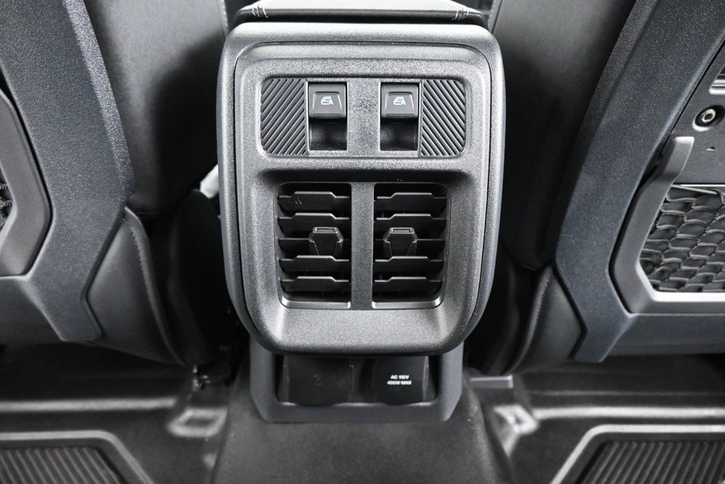 New 2026 Shadow Black Ford Badlands image 18