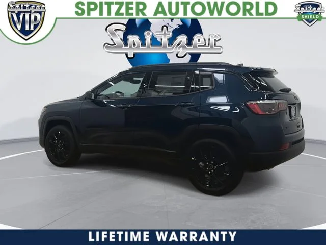 New 2026 Fathom Blue Pearl-Coat Exterior Paint Jeep Altitude image 8