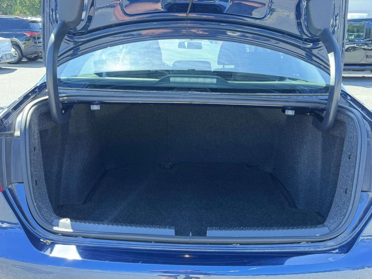 Used 2014 Tempest Blue Metallic Volkswagen 2.0L S image 13