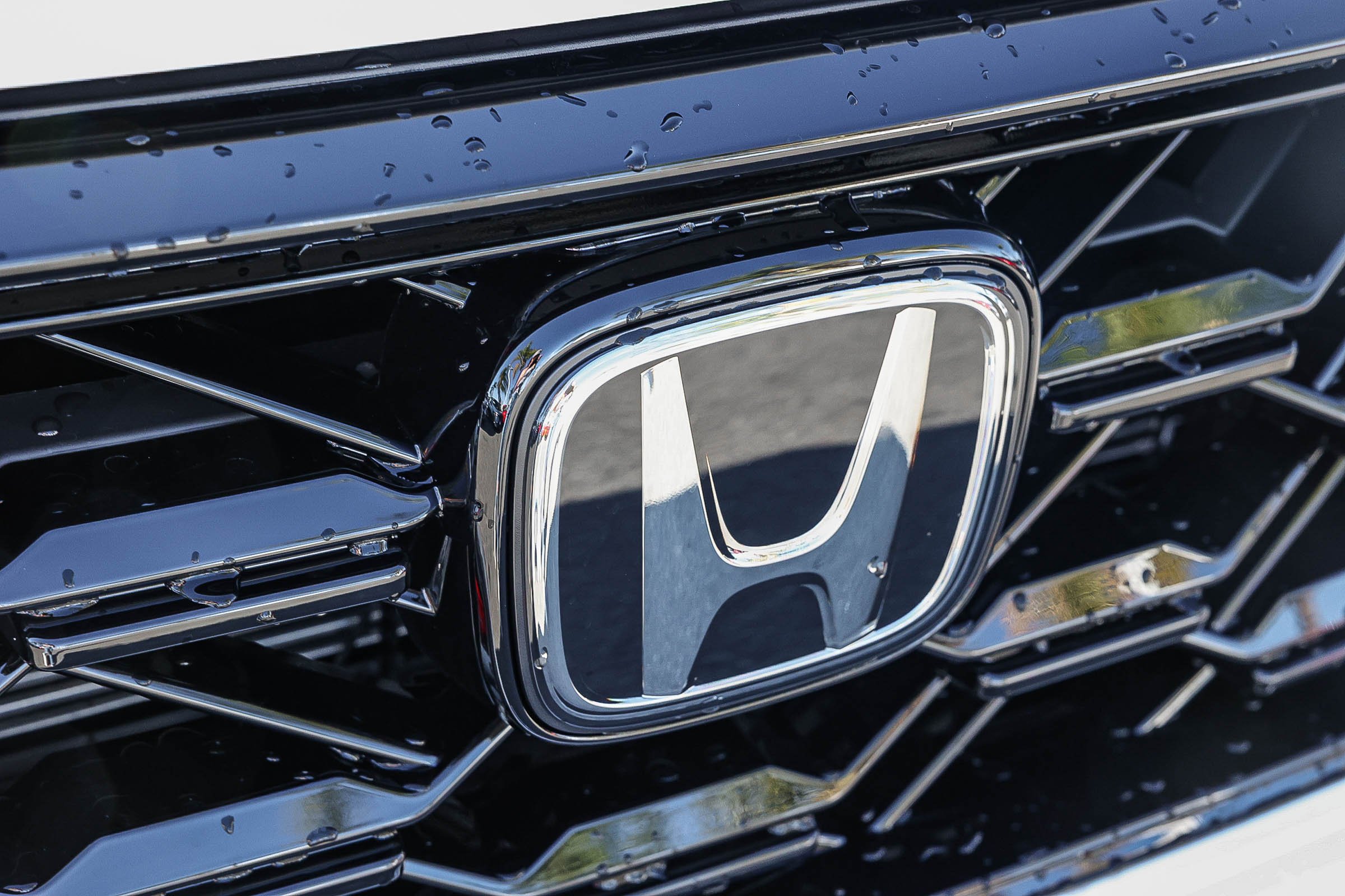 New 2026 Platinum White Pearl Honda Sport-L AWD image 13