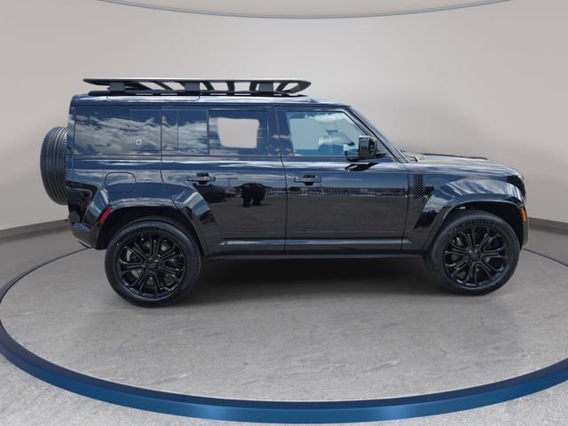 New 2026 Narvik Black Land Rover OCTA Black image 4