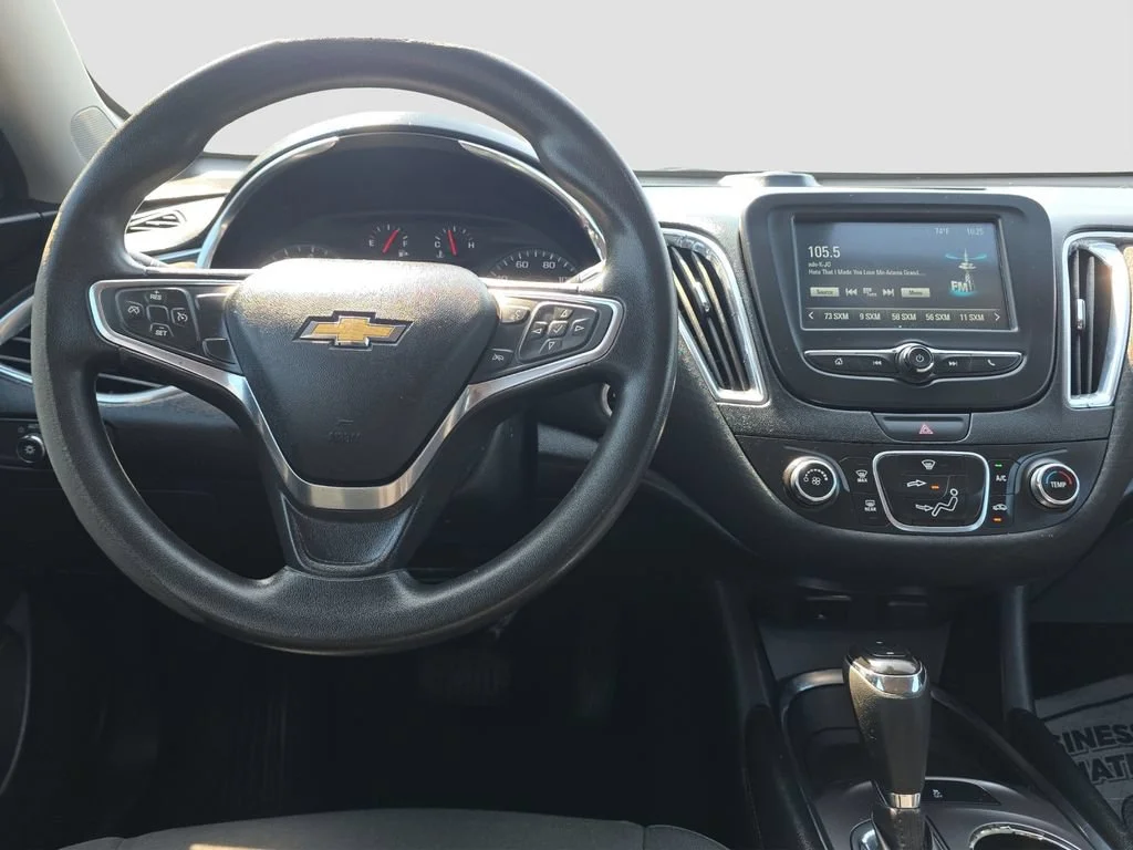 Used 2018 MOSAIC BLACK METALLIC Chevrolet LT image 12