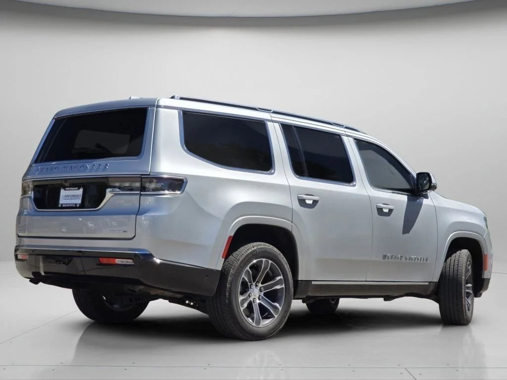 Used 2022 Silver Zynith Jeep Series I image 22
