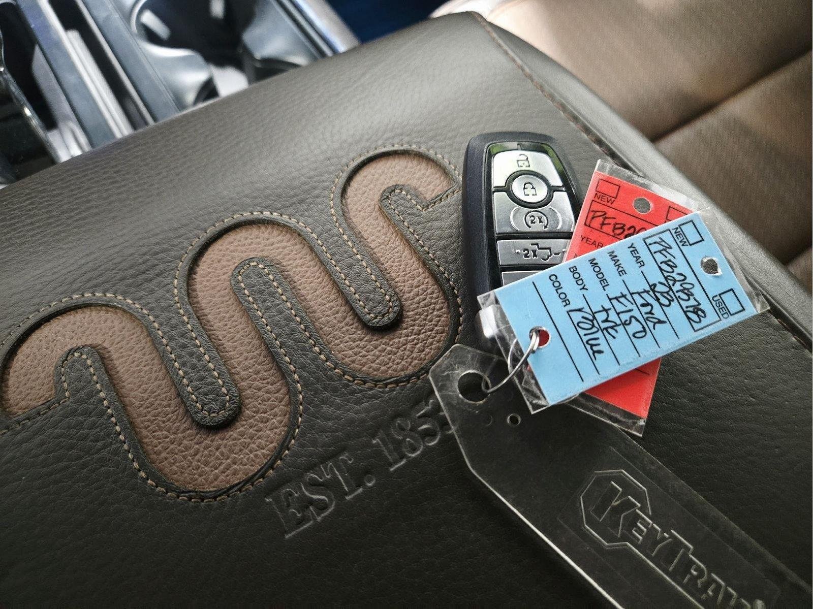 Used 2023 Bluestone Ford King Ranch image 10