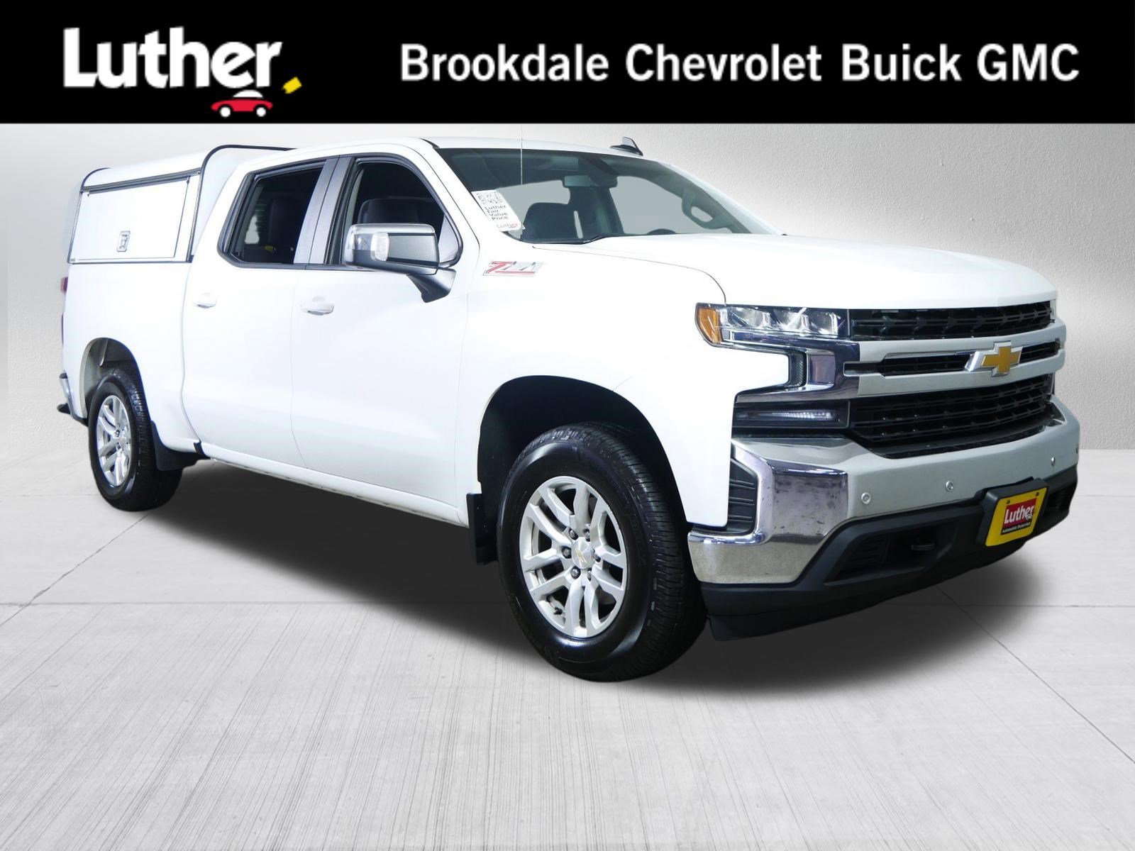 Used 2020 SUMMIT WHITE Chevrolet LT image 1