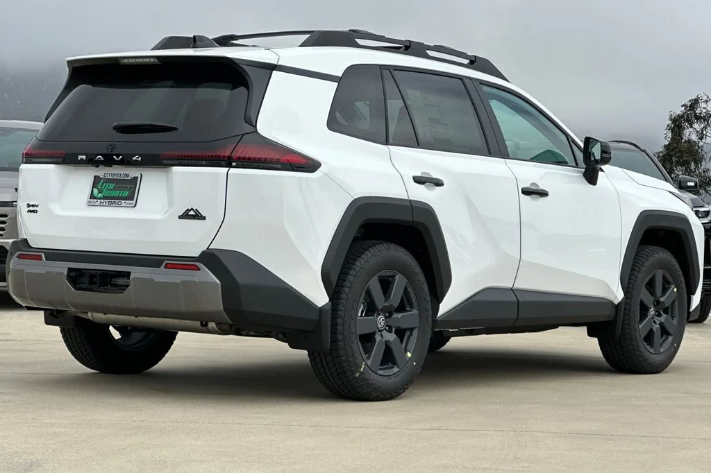 New 2026 Ice Cap Toyota  Woodland image 4
