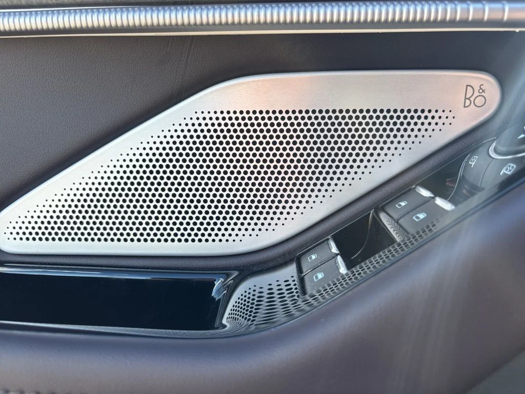 New 2026 White Ford Platinum image 21