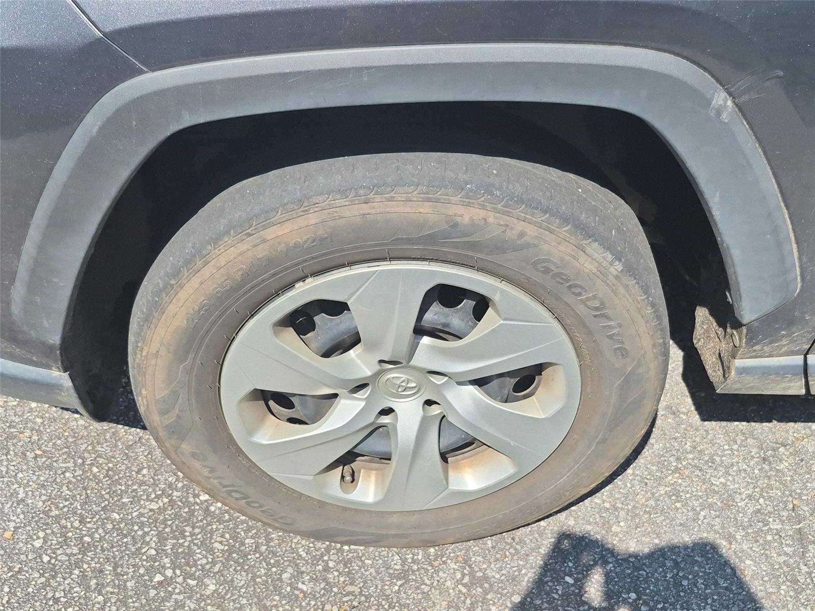 Used 2021 Magnetic Gray Metallic Toyota LE image 10
