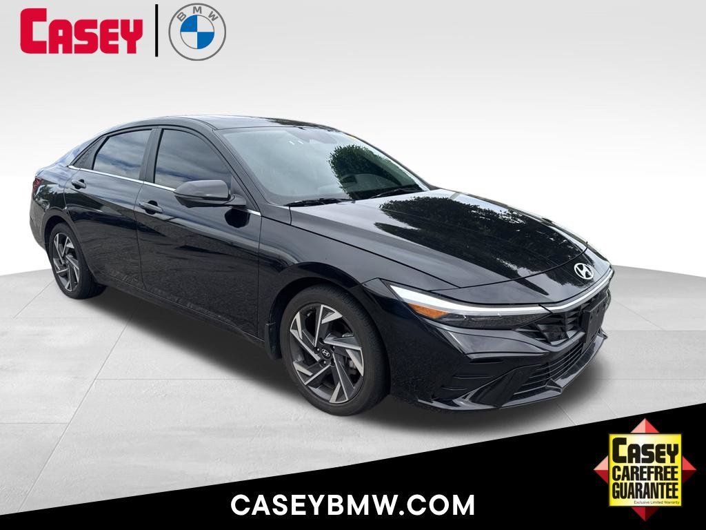 Used 2024 Black Hyundai Limited image 1