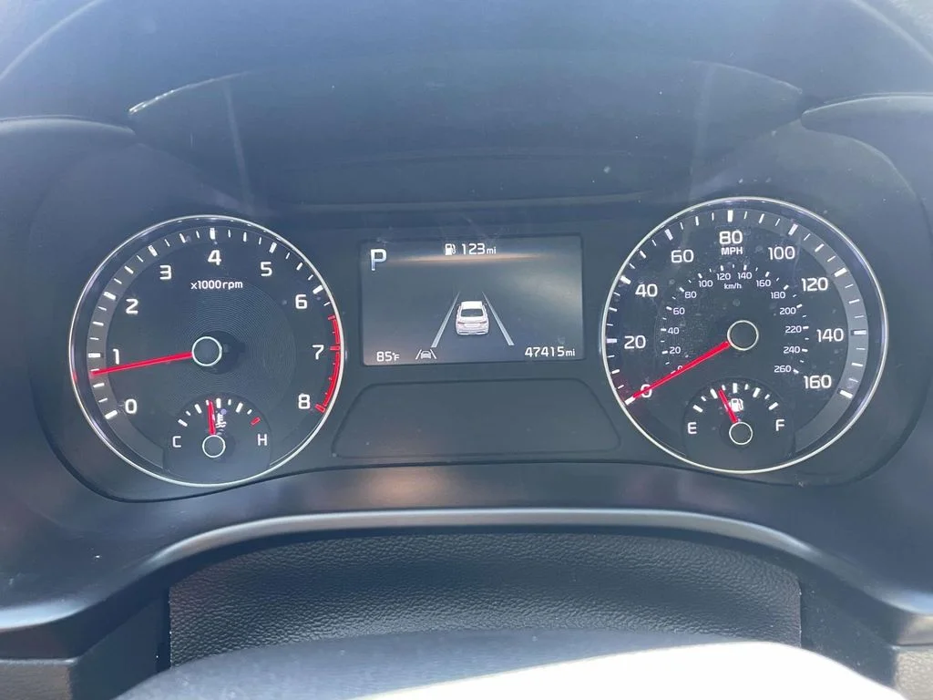 Used 2024 Aurora Black Kia LXS image 21