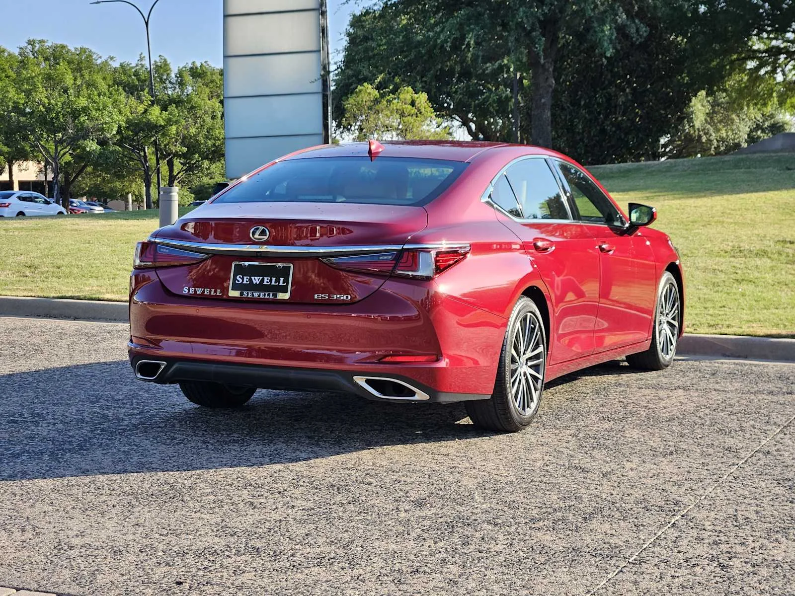 Certified Used 2024 MATADOR RED MICA Lexus  image 4