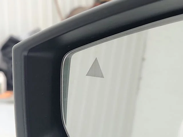 New 2026 White Nissan SL image 21